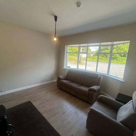 Yeats Lodge Self Catering Apartment And Bar Galway Exterior photo