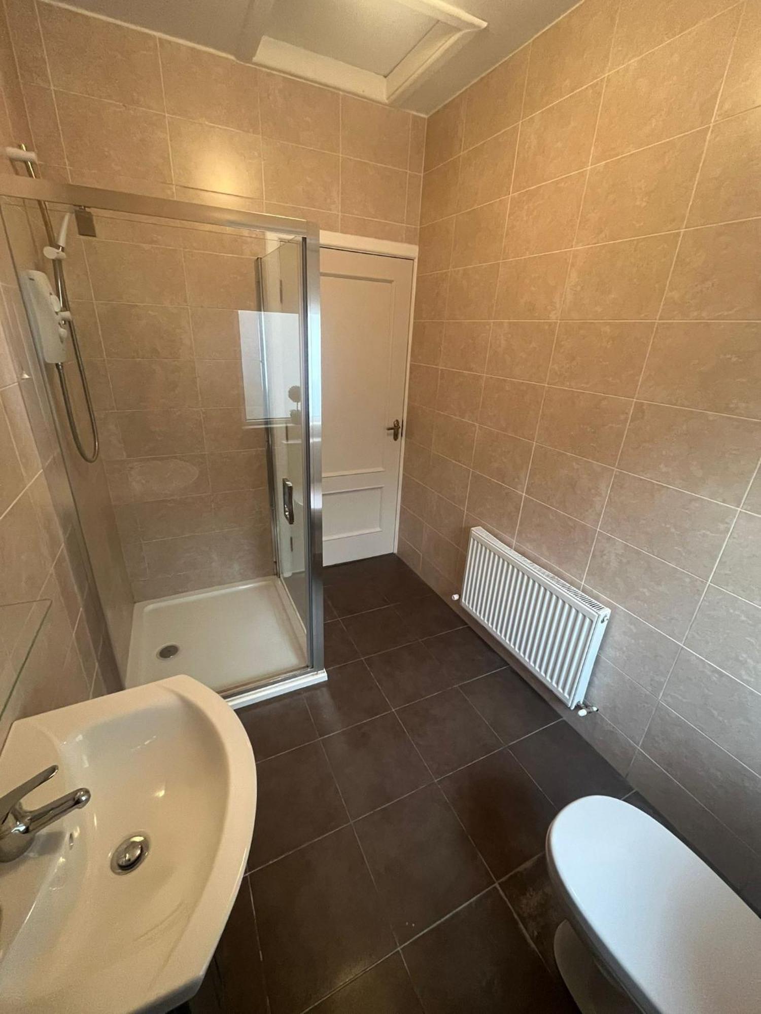 Yeats Lodge Self Catering Apartment And Bar Galway Exterior photo