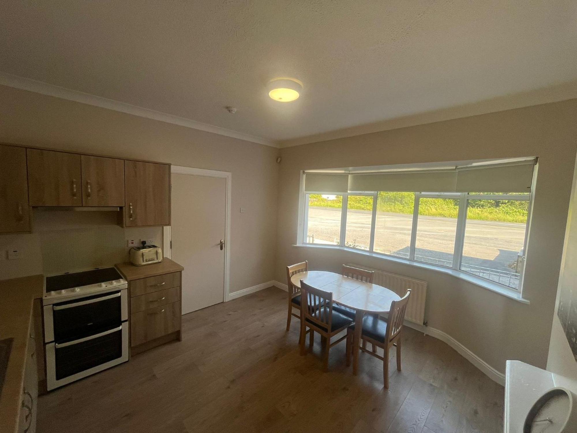 Yeats Lodge Self Catering Apartment And Bar Galway Exterior photo