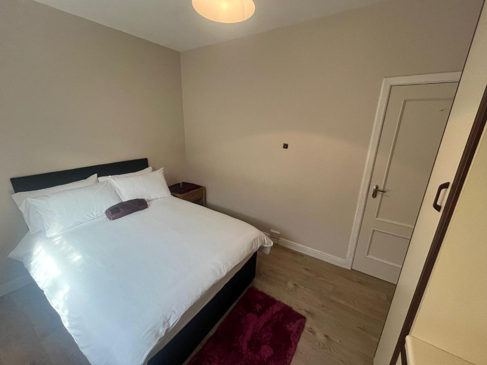 Yeats Lodge Self Catering Apartment And Bar Galway Exterior photo